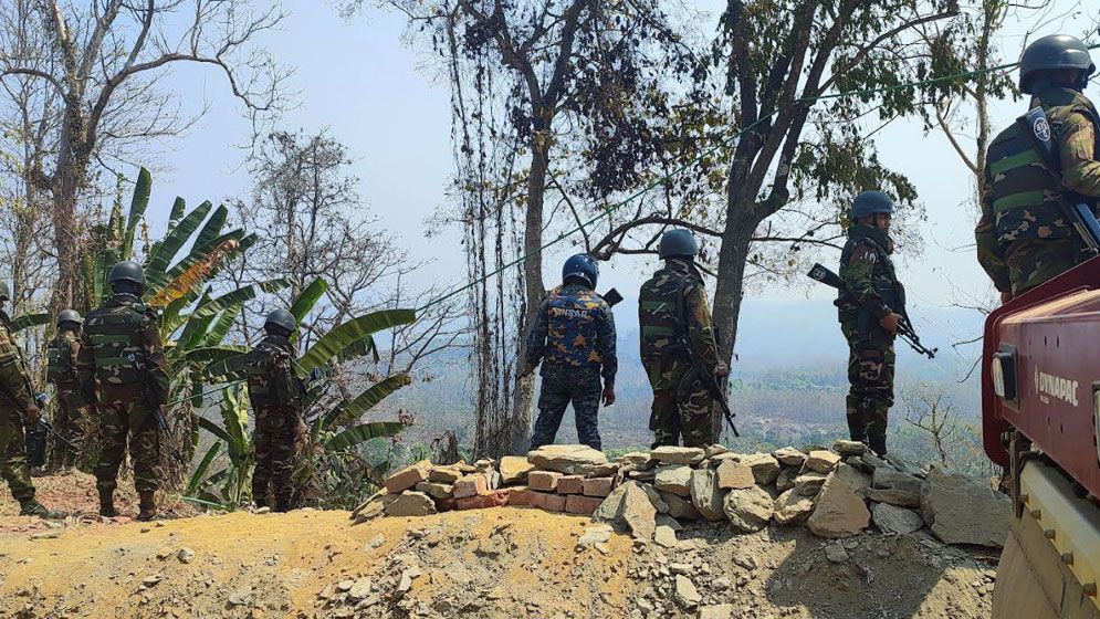 রুমায় সেনা অভিযানে কেএনএ’র সামরিক কমান্ডারসহ নিহত ২