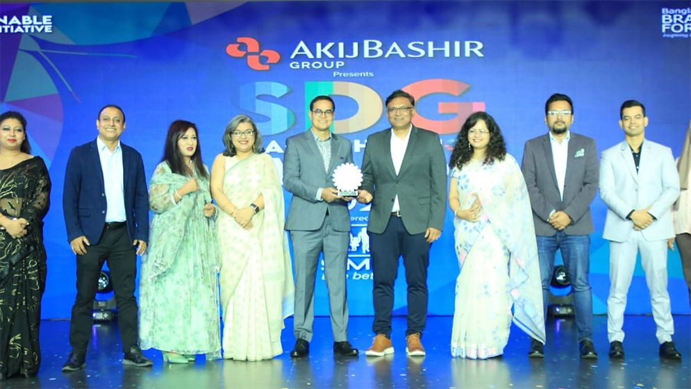 সবচেয়ে টেকসই টেলিকম কোম্পানির স্বীকৃতি পেল গ্রামীণফোন
