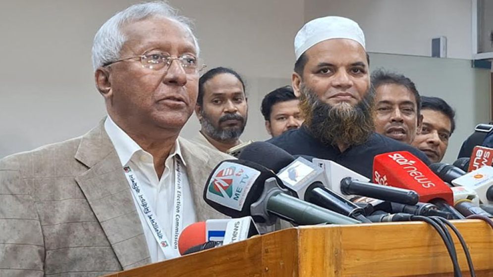 নির্বাচনে ১৫০ পর্যবেক্ষক পাঠাবে ইইউ: ইসি সচিব