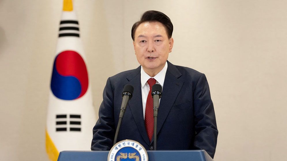 দক্ষিণ কোরিয়ার সাবেক প্রেসিডেন্টের যাবজ্জীবন কারাদণ্ড