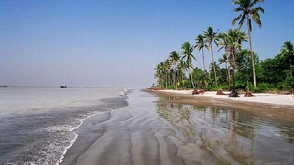 ভালোবাসা দিবসে পর্যটক শূন্য কুয়াকাটা