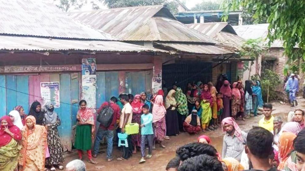 ভাড়া বাসা থেকে নারীর গলাকাটা মরদেহ উদ্ধার