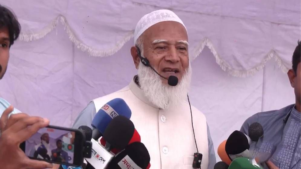 মনিপুর মাঠে ঈদের জামাতে অংশ নিলেন জামায়াত আমির