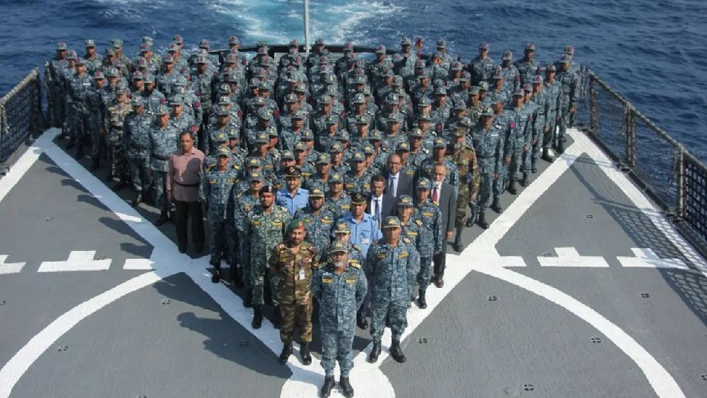 বাংলাদেশ নৌবাহিনীতে বেসামরিক পদে নিয়োগ