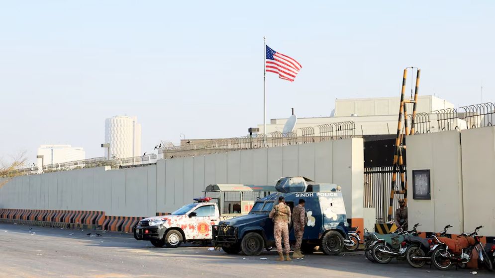 পাকিস্তানিদের ওপর মার্কিন সেনাদের গুলি, নিহত ১০