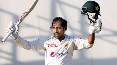 আন্তর্জাতিক ক্রিকেটকে বিদায় জানালেন সরফরাজ