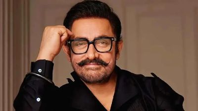 প্রায় দুই হাজার কোটি রুপির মালিক আমির খান