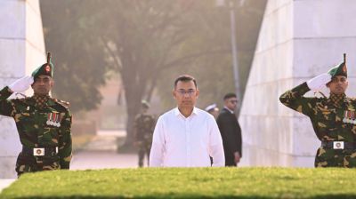 স্মৃতিসৌধের পর সমাধিতে প্রধানমন্ত্রীর শ্রদ্ধা