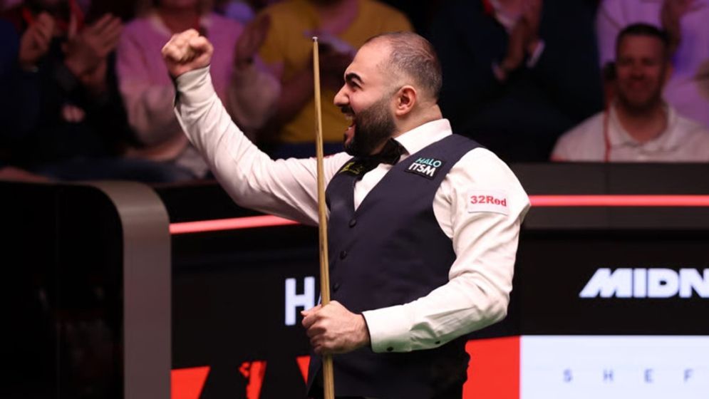 বিশ্বসেরা ট্রাম্পকে হারিয়ে ইরানি তারকার চমক