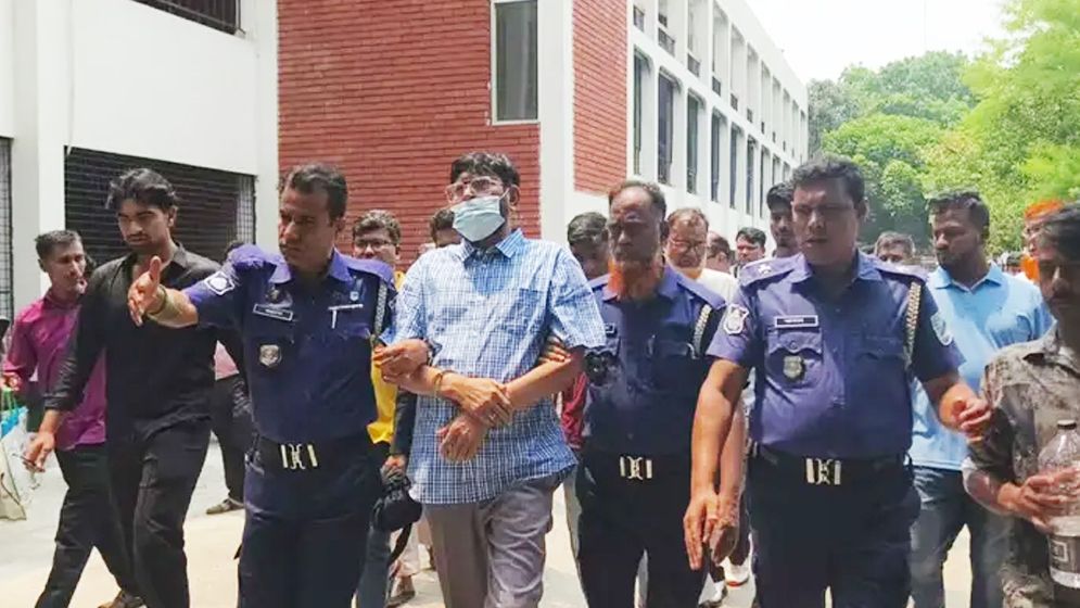 দুর্নীতির মামলায় সাবেক মেয়র রমজান কারাগারে