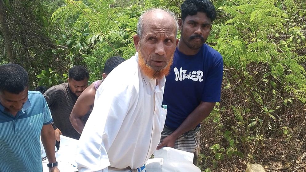 টেকনাফে পাহাড় থেকে ৩ যুবকের মরদেহ উদ্ধার  