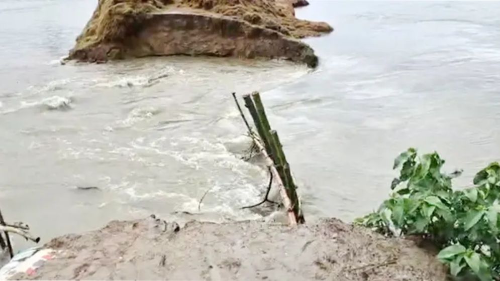 সুনামগঞ্জে পাহাড়ি ঢলে ভেঙে গেছে এরনবিলের বাঁধ