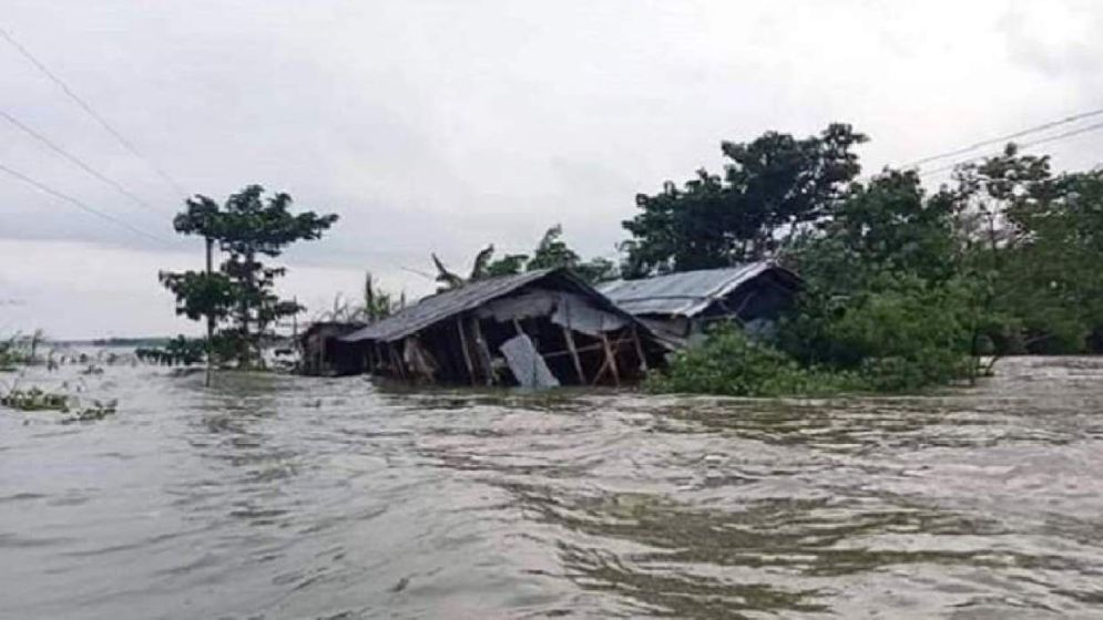 দেশে সোমবার থেকে শুরু ভারী বৃষ্টি,  বন্যার শঙ্কা