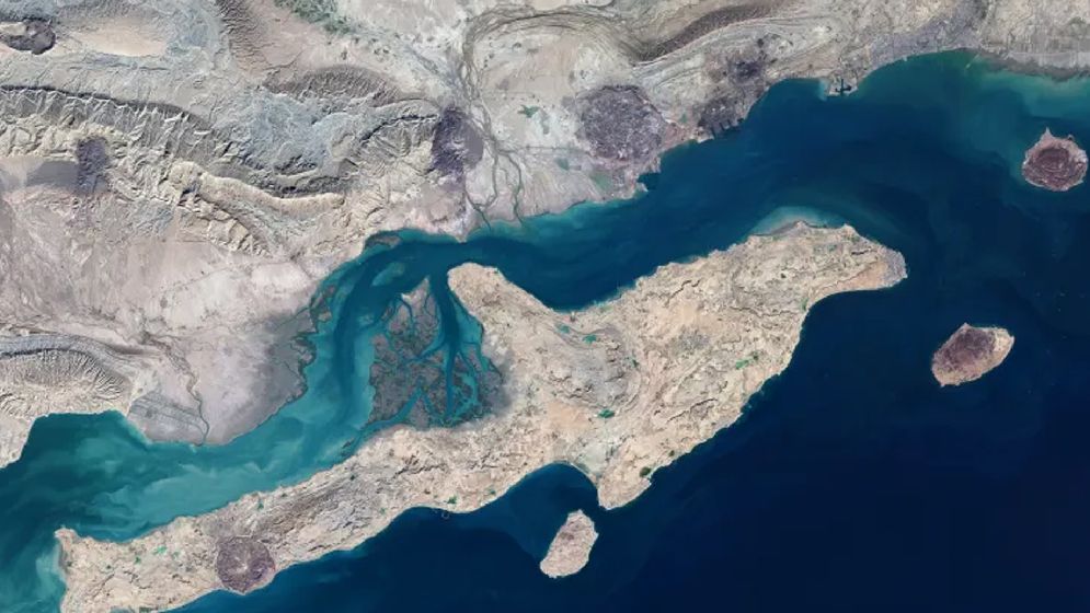 ইরাকের জন্য হরমুজ খুলে দিলো ইরান