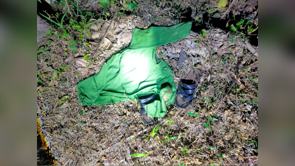 যুবককে পিটিয়ে আগুনে পুড়িয়ে হত্যা