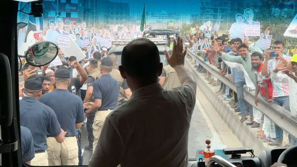 বগুড়ার পথে প্রধানমন্ত্রী তারেক রহমান  