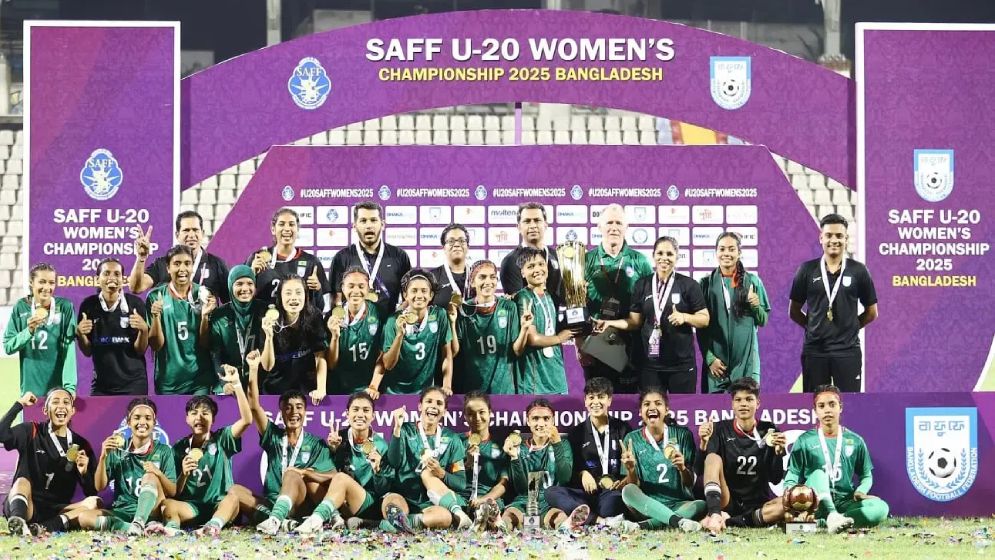 কে কোন পুরস্কার পেলেন