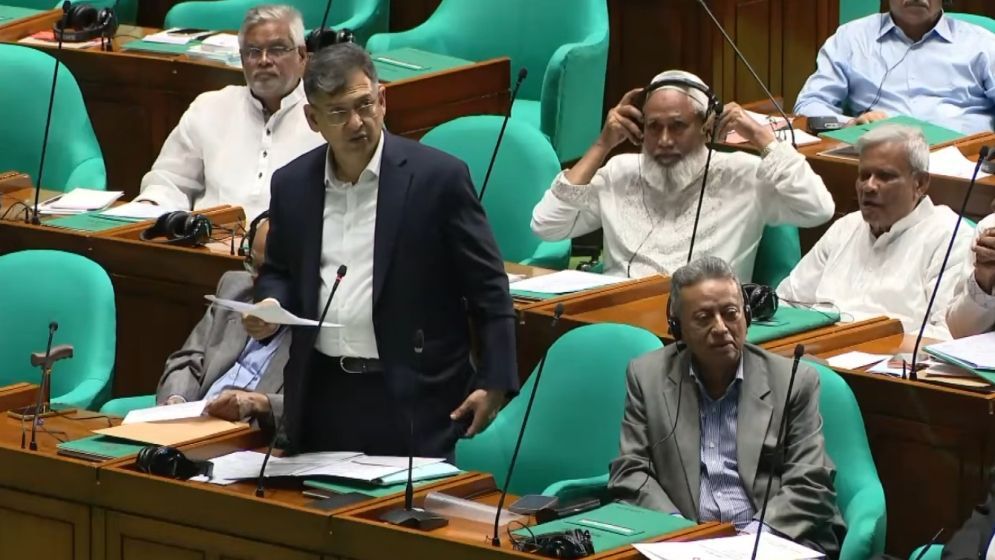 আগামী মাসে সারা দেশে জুয়া ও মাদকের বিরুদ্ধে অভিযান