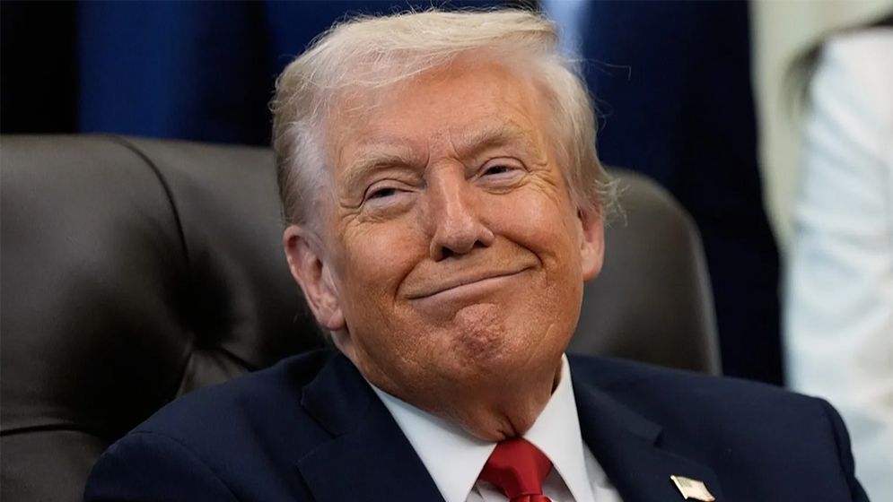 চুক্তি না হলে ফের হামলার হুমকি ট্রাম্পের