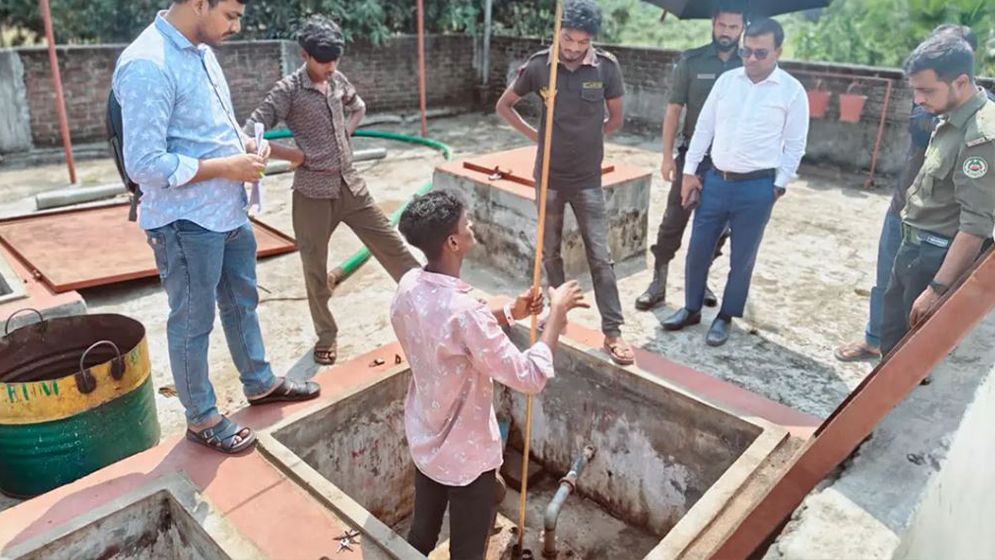 ‘তেল নেই’ লেখা সেই পাম্পে ফের মিলল ৩,২৬৯ লিটার পেট্রোল