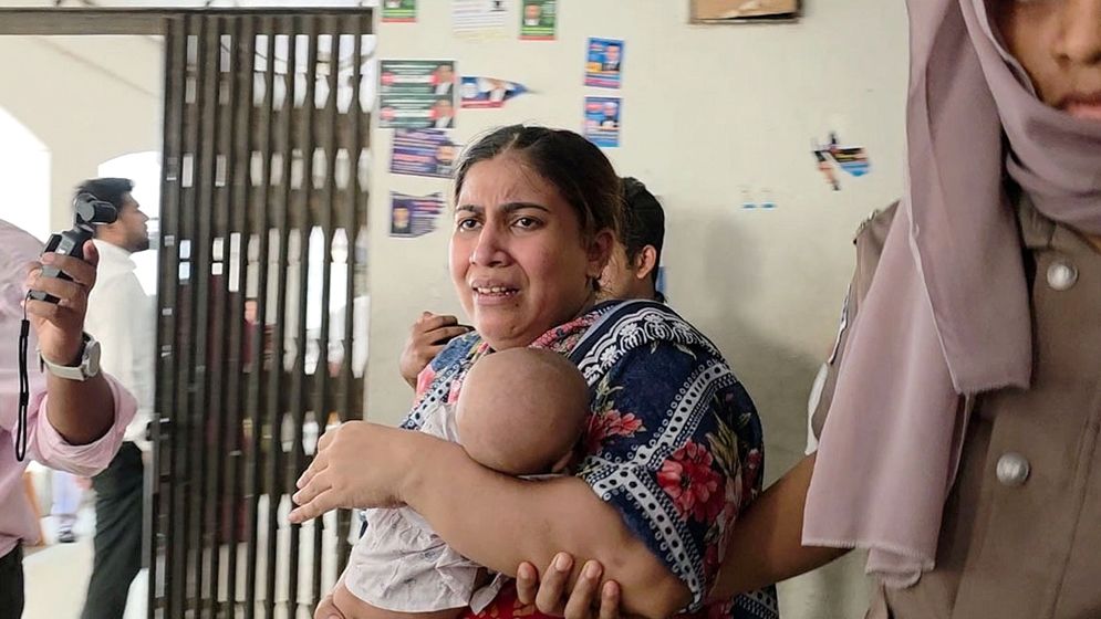 দেড় মাসের শিশুসহ কারাগারে যুব মহিলা লীগের নেত্রী