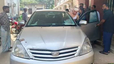 পুত্রে গুলিতে পিতাসহ আহত তিন