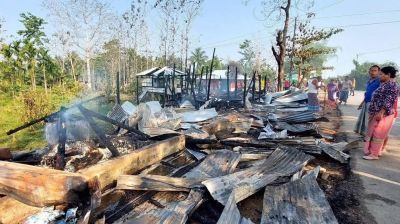 দীঘিনালায় ভয়াবহ অগ্নিকাণ্ডে পুড়ল ৯ দোকান, ক্ষতি ১৭ লাখ টাকা