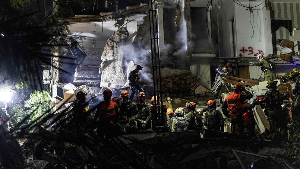 ইসরায়েলের মধ্যাঞ্চল ও দক্ষিণাঞ্চলে বিকট বিস্ফোরণ 