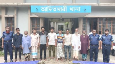 পুলিশের চিরুনি অভিযানে গ্রেপ্তার ১২ জন 